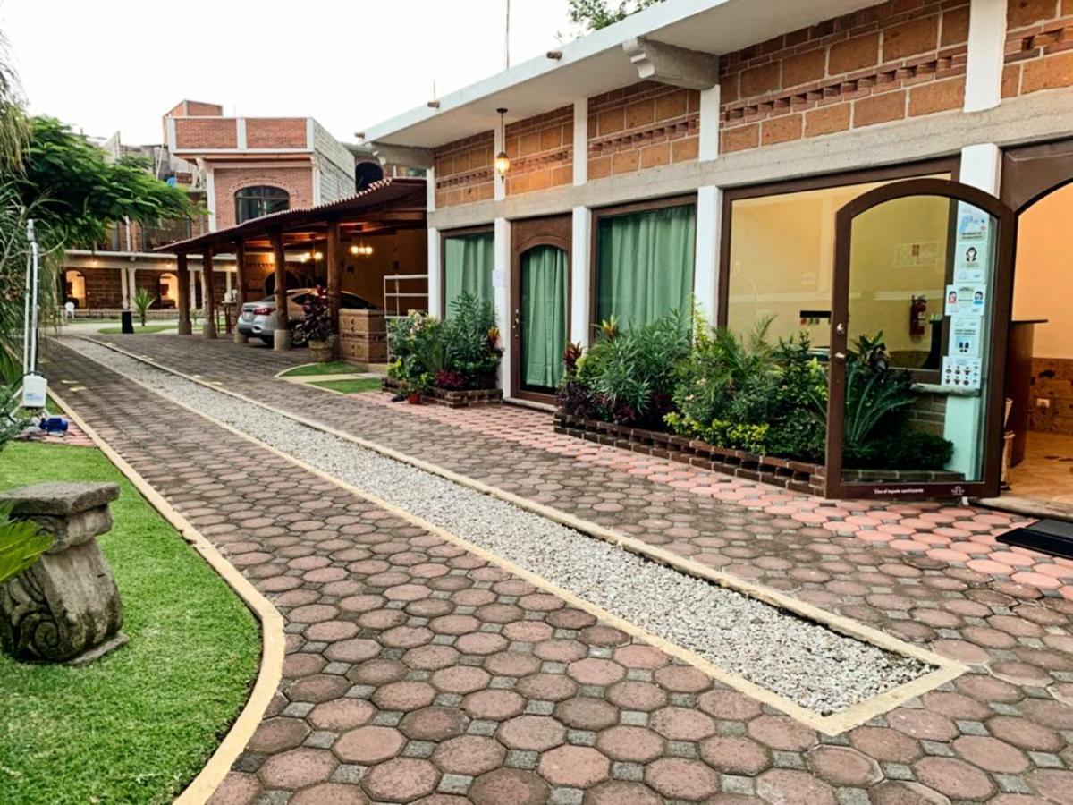 La Buena Suerte Hotel Tepoztlán Buitenkant foto