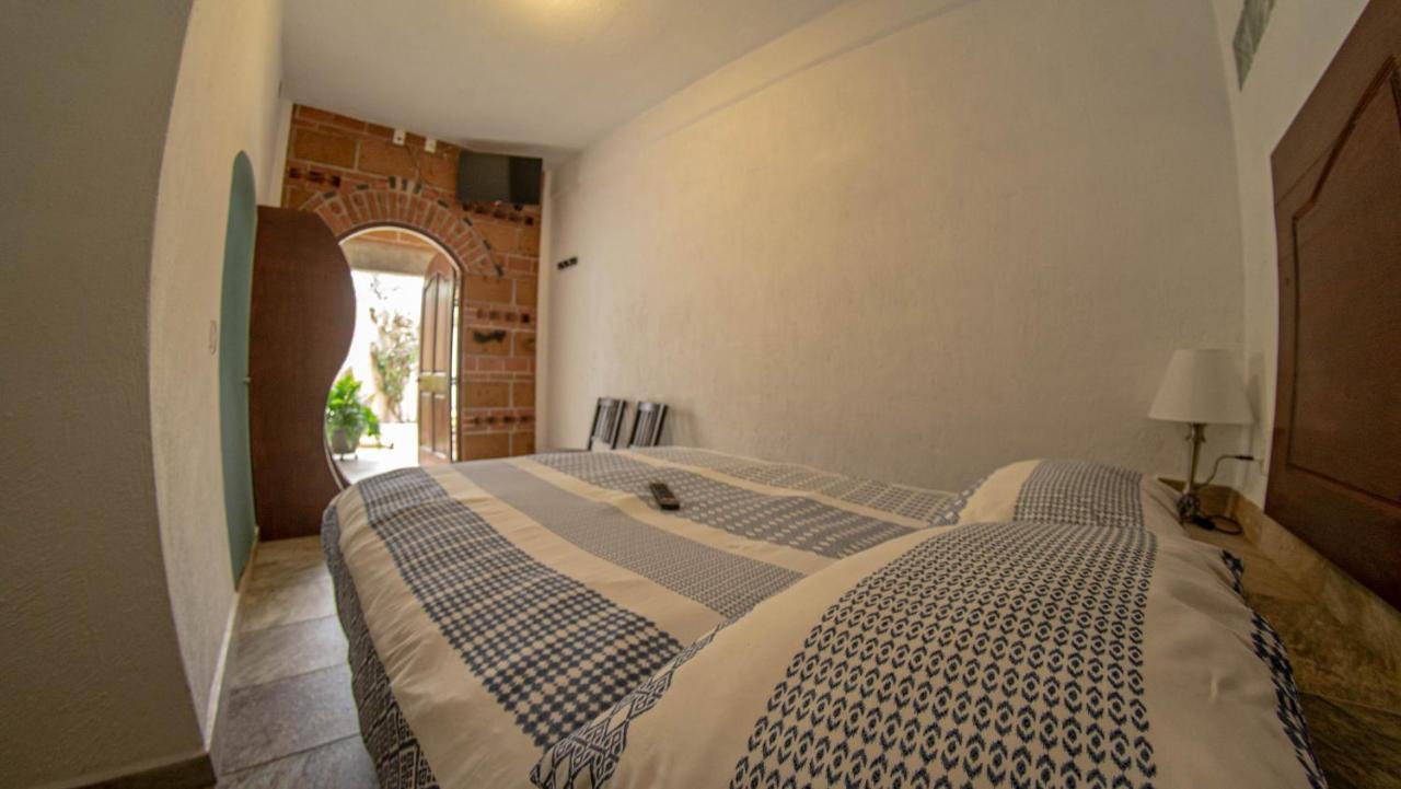La Buena Suerte Hotel Tepoztlán Buitenkant foto