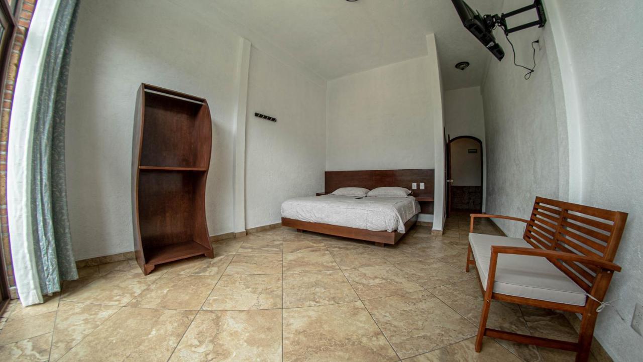La Buena Suerte Hotel Tepoztlán Buitenkant foto