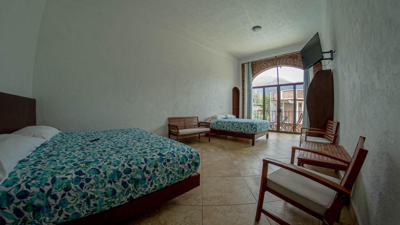 La Buena Suerte Hotel Tepoztlán Buitenkant foto